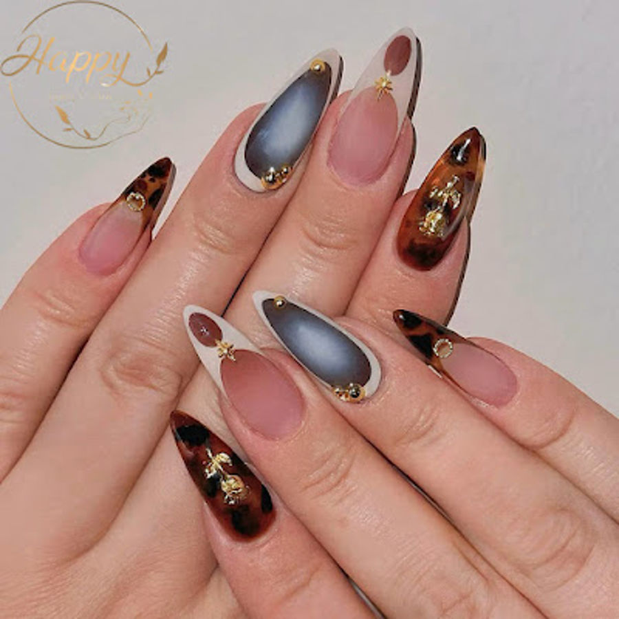 Happy Nails & Spa Collection